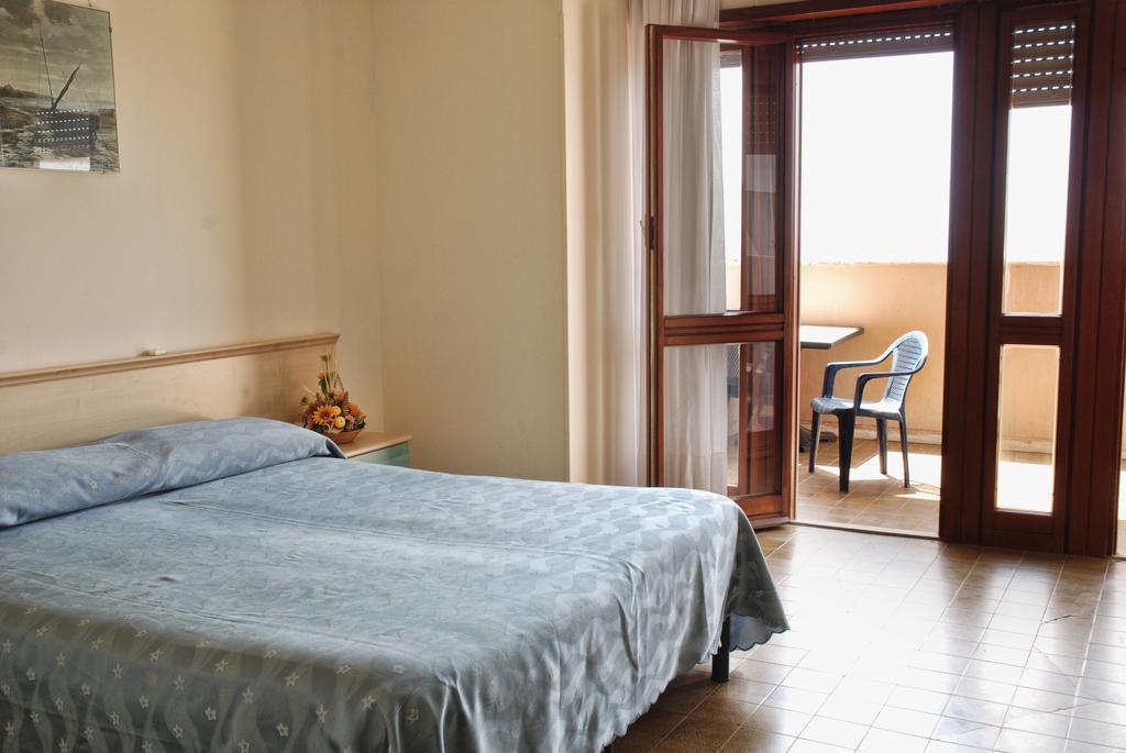 Hotel Scacciapensieri Nettuno Zewnętrze zdjęcie