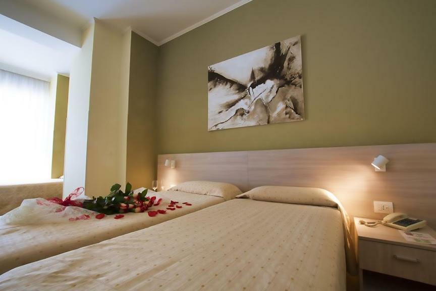 Hotel Scacciapensieri Nettuno Zewnętrze zdjęcie