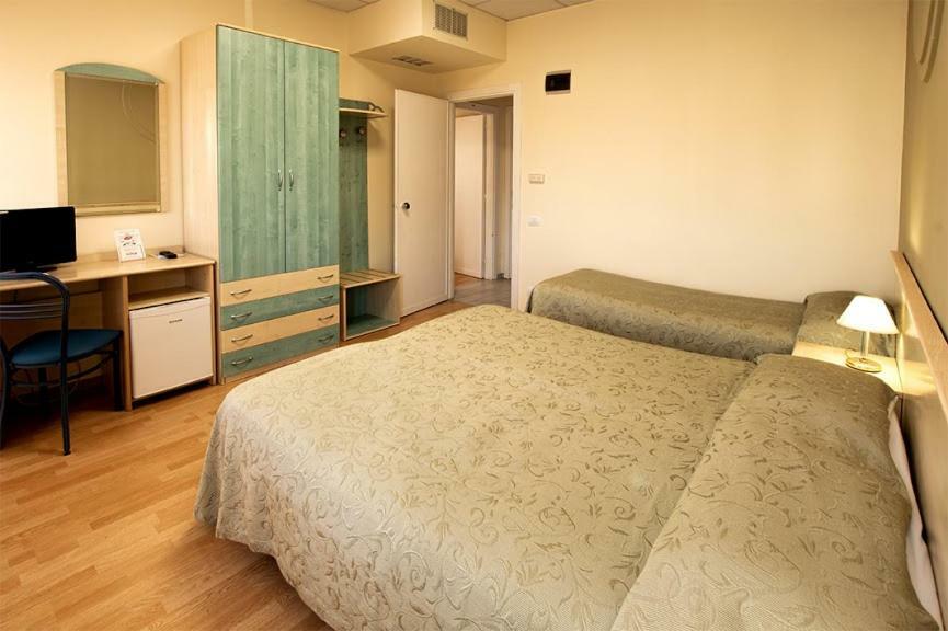 Hotel Scacciapensieri Nettuno Zewnętrze zdjęcie