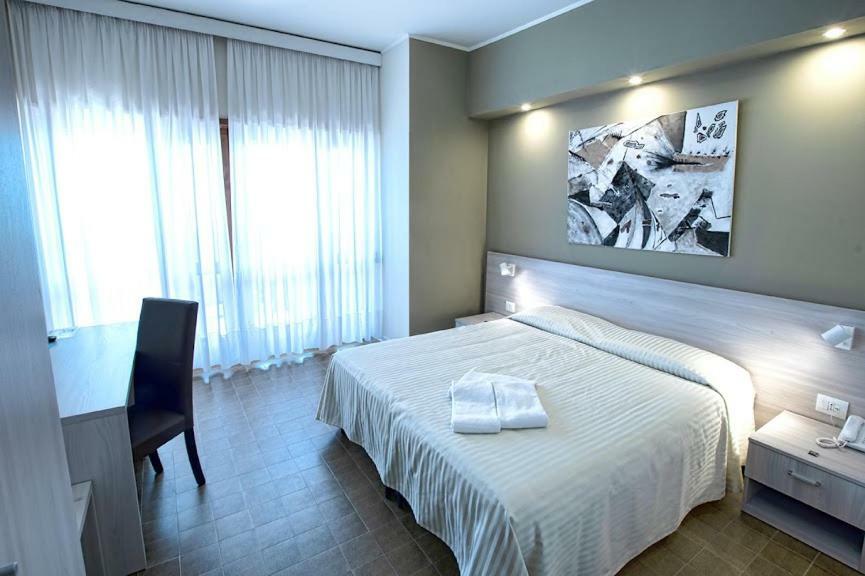 Hotel Scacciapensieri Nettuno Zewnętrze zdjęcie