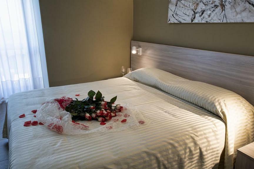Hotel Scacciapensieri Nettuno Zewnętrze zdjęcie