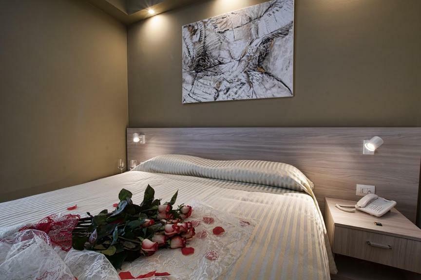 Hotel Scacciapensieri Nettuno Zewnętrze zdjęcie