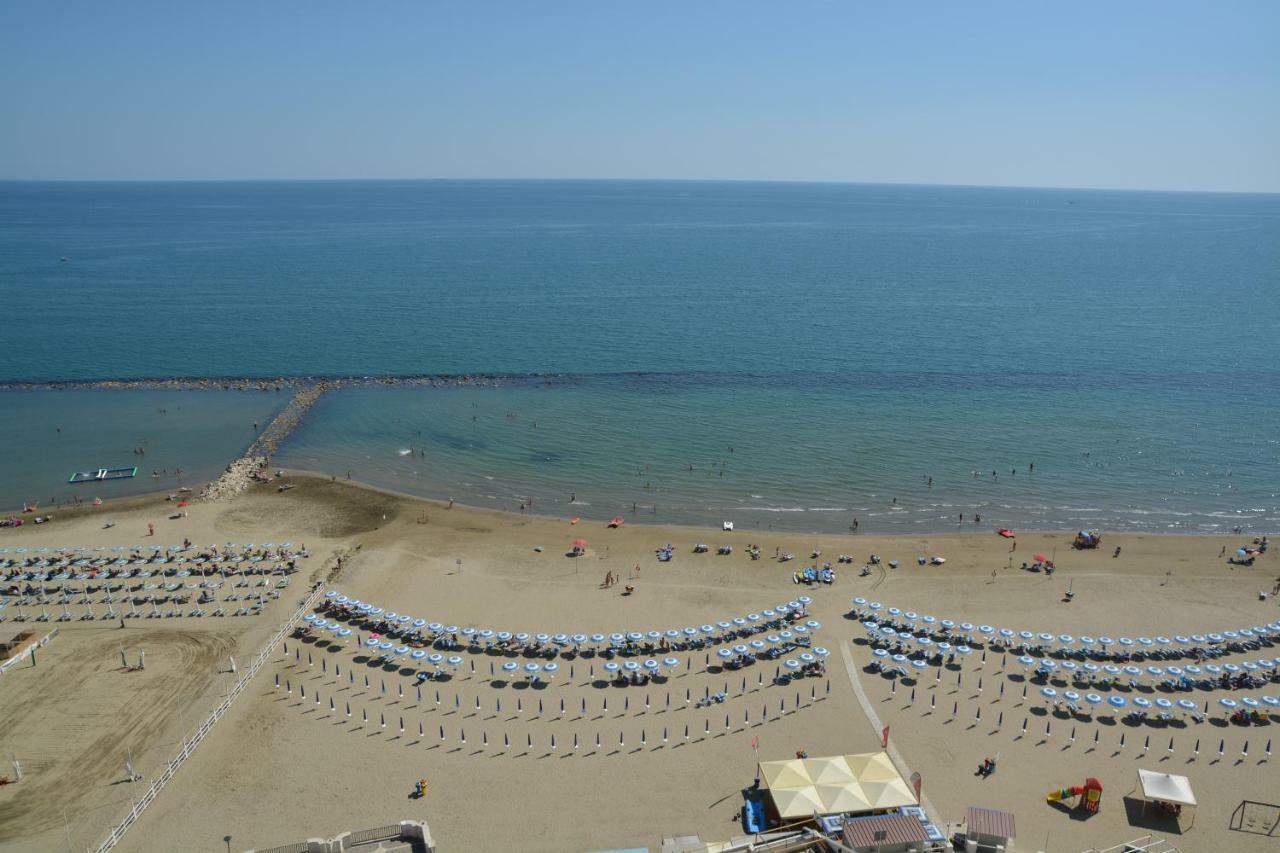 Hotel Scacciapensieri Nettuno Zewnętrze zdjęcie